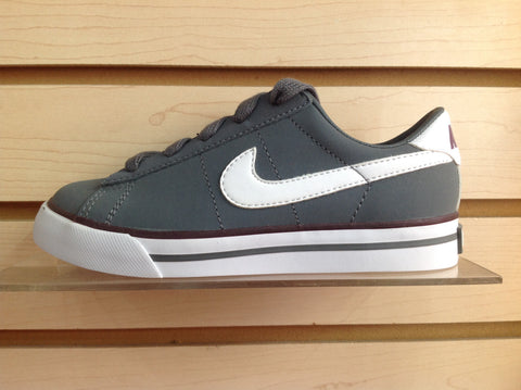 Tenis Nike Sweet Classic Gris